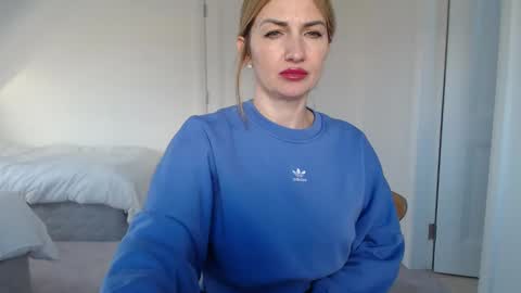 Snapshot of mallinia chatting on 02-04-25, 03:57 mallinia online show from 02-04-25, 03:57
