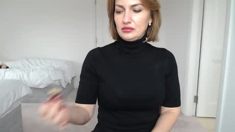 Snapshot of mallinia chatting on 03-08-25, 03:02 mallinia online show from 03-08-25, 03:02