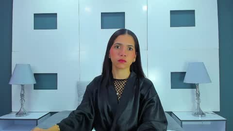Snapshot of malori_velvet chatting on 05-15-26, 12:23 MALORI online show from 05-15-26, 12:23