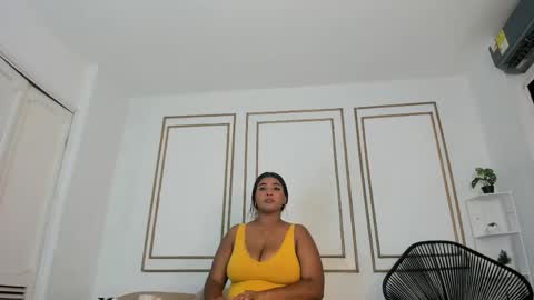 Snapshot of malory_ferrer chatting on 05-18-26, 06:58 Lory online show from 05-18-26, 06:58