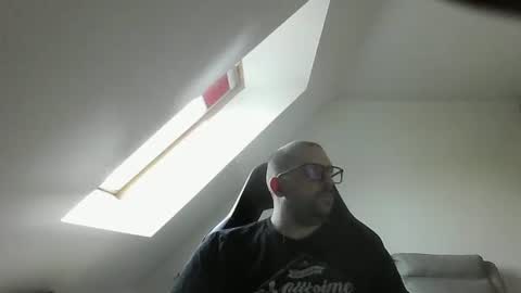 Snapshot of malou2927 chatting on 04-27-26, 07:06 breton online show from 04-27-26, 07:06