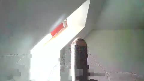 Snapshot of malou2927 chatting on 05-25-26, 07:20 breton online show from 05-25-26, 07:20
