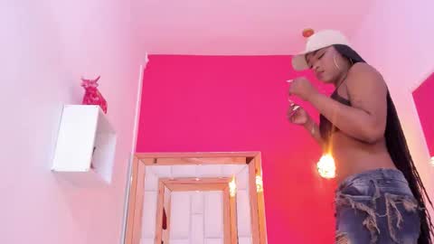 Snapshot of malu_horny_69 chatting on 02-14-26, 07:43 Melanie online show from 02-14-26, 07:43