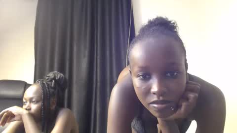Snapshot of mamaapussy chatting on 02-20-25, 09:42 mamaa online show from 02-20-25, 09:42