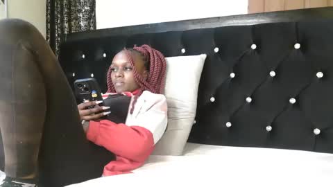 Snapshot of mamaapussy chatting on 09-14-25, 05:01 mamaa online show from 09-14-25, 05:01