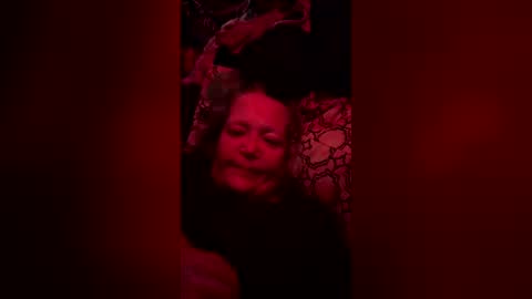 Snapshot of mamab113 chatting on 07-19-26, 10:08 mamab113 online show from 07-19-26, 10:08