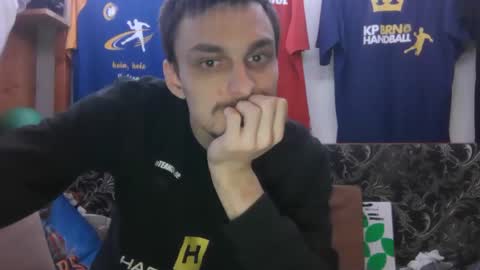 Snapshot of mamamia1789 chatting on 11-15-25, 09:43 mamamia1789 online show from 11-15-25, 09:43