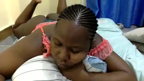 mamasita2023 online show from 11-11-25, 08:20