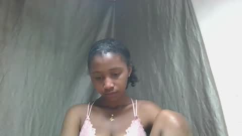 mamieriela online show from 04-12-26, 10:31