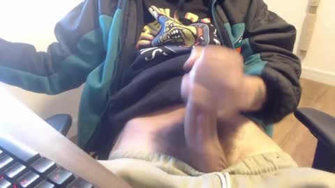 Snapshot of mamute23 chatting on 07-03-26, 01:06 BigBrazilianCock online show from 07-03-26, 01:06