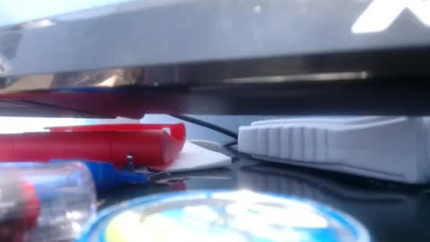 cristal online show from 12-30-24, 03:47