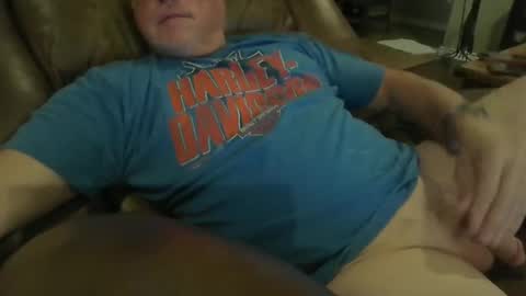 Snapshot of man_cok67xxx chatting on 04-25-26, 11:13 Mancok online show from 04-25-26, 11:13