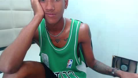 man_san11 online show from 02-15-25, 04:12