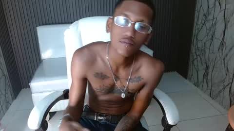 man_san11 online show from 10-12-25, 03:33