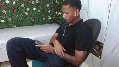 man_san11 online show from 12-16-25, 03:17