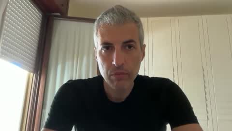 Snapshot of manager82 chatting on 04-20-26, 12:19 manager82 online show from 04-20-26, 12:19