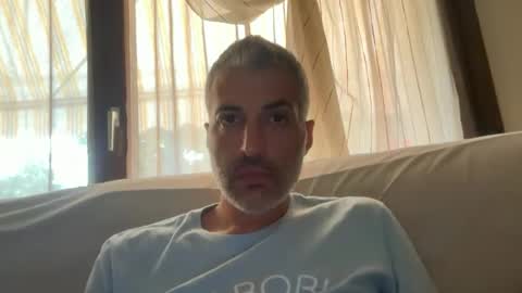 Snapshot of manager82 chatting on 06-14-26, 01:57 manager82 online show from 06-14-26, 01:57