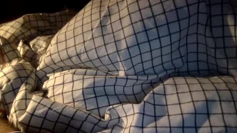 Snapshot of mandalay3 chatting on 04-11-26, 08:18 mandalay3 online show from 04-11-26, 08:18