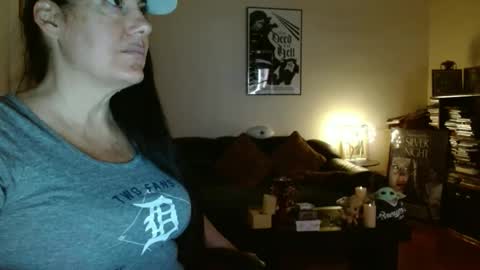 mandaloriangirlsfight online show from 10-10-25, 06:18