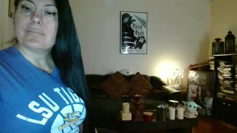 mandaloriangirlsfight online show from 03-31-26, 05:35