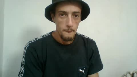 Snapshot of mandick95 chatting on 06-21-26, 05:59 mandick95 online show from 06-21-26, 05:59