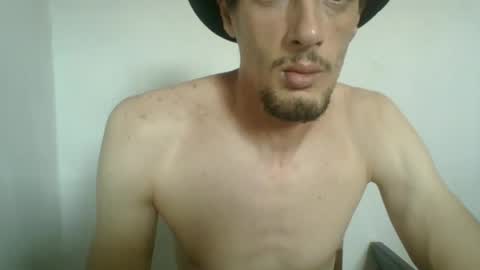 Snapshot of mandick95 chatting on 06-22-26, 05:21 mandick95 online show from 06-22-26, 05:21