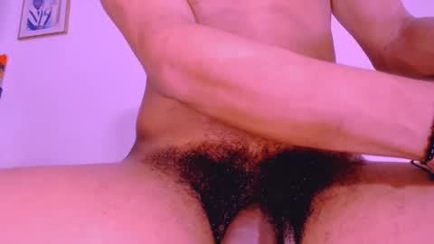 Snapshot of mandingxoxhot chatting on 01-28-25, 08:26 juan camilo online show from 01-28-25, 08:26