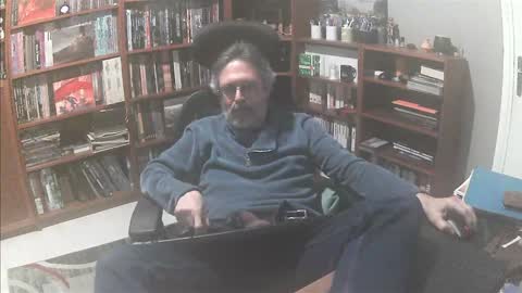 Snapshot of mandrawhore chatting on 12-15-24, 06:04 mandrawhore online show from 12-15-24, 06:04