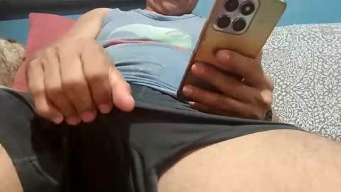 mandrilo7379 online show from 10-04-25, 07:50