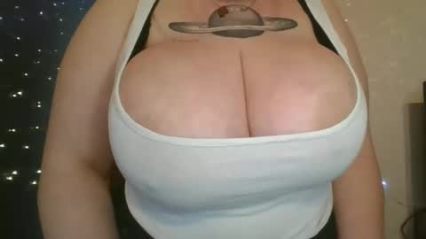 Mandy online show from 02-18-25, 11:33