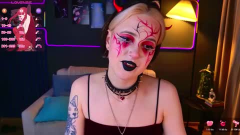 Luna online show from 12-22-25, 09:56