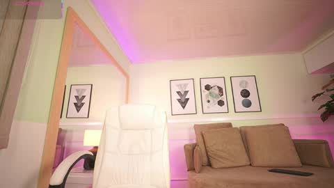 Snapshot of mandycollins_ chatting on 04-01-26, 11:33 Mandy Collins online show from 04-01-26, 11:33