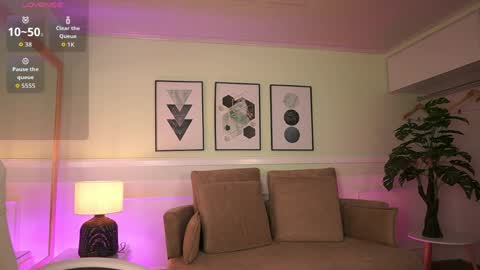 Snapshot of mandycollins_ chatting on 04-10-26, 11:37 Mandy Collins online show from 04-10-26, 11:37