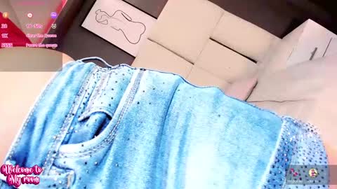 Snapshot of manellyksparklee chatting on 10-25-25, 01:07 manellyksparklee online show from 10-25-25, 01:07