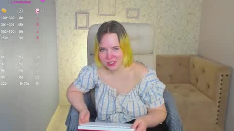 manic_pixie_ online show from 02-02-25, 02:13