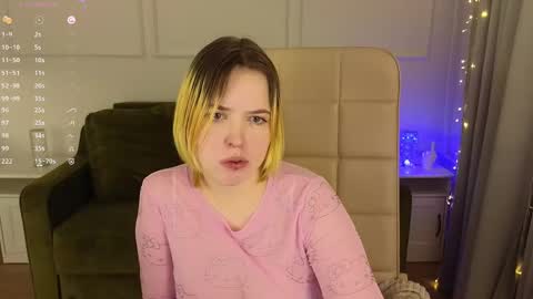 manic_pixie_ online show from 02-07-25, 01:53