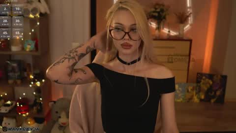 Amelie online show from 04-12-26, 06:57