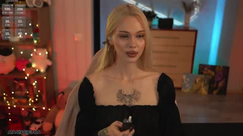 Snapshot of manifreyja chatting on 05-06-26, 09:53 Amelie online show from 05-06-26, 09:53