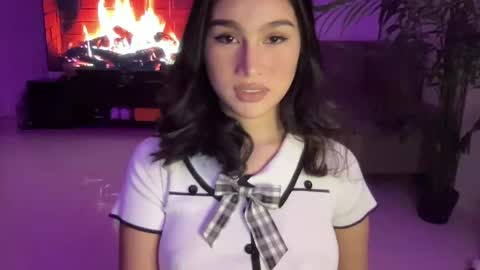 Snapshot of manika21 chatting on 01-06-25, 01:09 monika online show from 01-06-25, 01:09