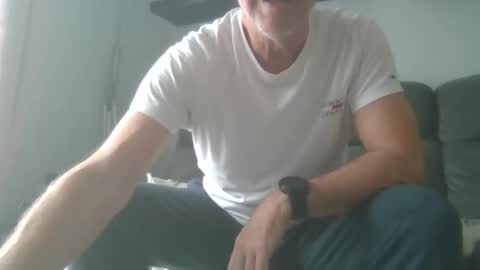 Snapshot of manngrossbite chatting on 12-11-24, 01:17 manngrossbite online show from 12-11-24, 01:17