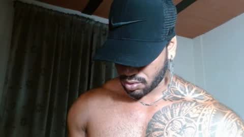 Snapshot of manolofitt chatting on 04-25-26, 11:35 Manolo online show from 04-25-26, 11:35