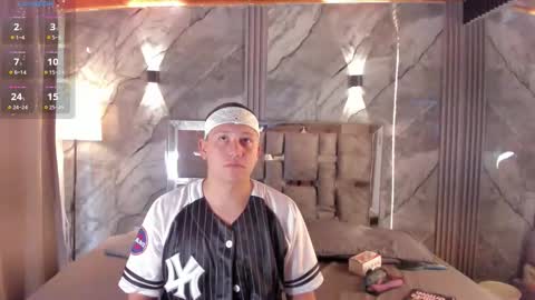 Snapshot of manson_and_zoe chatting on 02-08-26, 11:24 Manson and Zoe online show from 02-08-26, 11:24