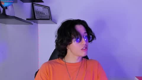 Manuel online show from 11-14-25, 02:32