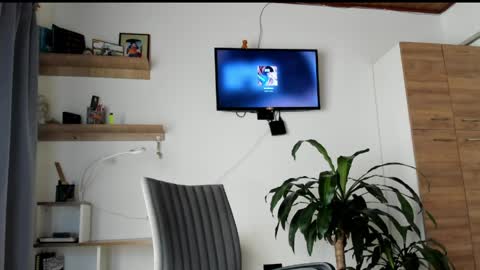 manucute 23  online show from 04-05-26, 04:48