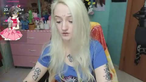 Snapshot of manuela_unicorn chatting on 07-10-26, 06:10 Manuela online show from 07-10-26, 06:10