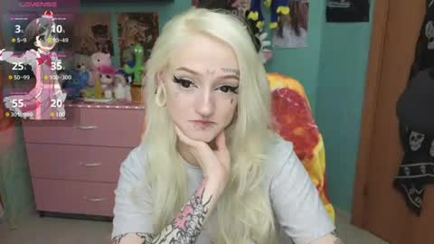 Snapshot of manuela_unicorn chatting on 07-19-26, 06:55 Manuela online show from 07-19-26, 06:55
