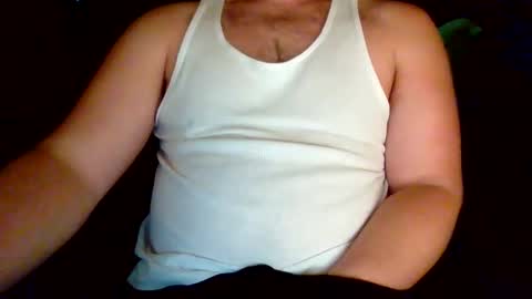 Snapshot of manuforever69 chatting on 09-28-25, 06:35 manuforever69 online show from 09-28-25, 06:35