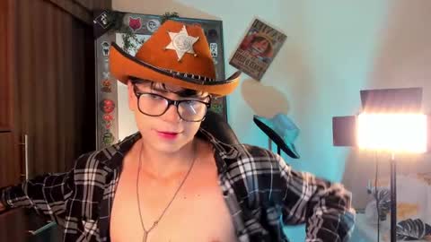 Snapshot of mar_alexis chatting on 10-23-25, 10:47 mar_alexis online show from 10-23-25, 10:47