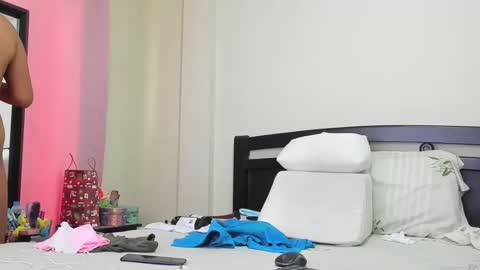 Snapshot of mara2020xxx69 chatting on 06-08-26, 03:45 Mara online show from 06-08-26, 03:45
