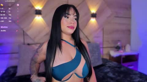 Snapshot of mara_martinez chatting on 01-06-26, 05:22 online show from 01-06-26, 05:22